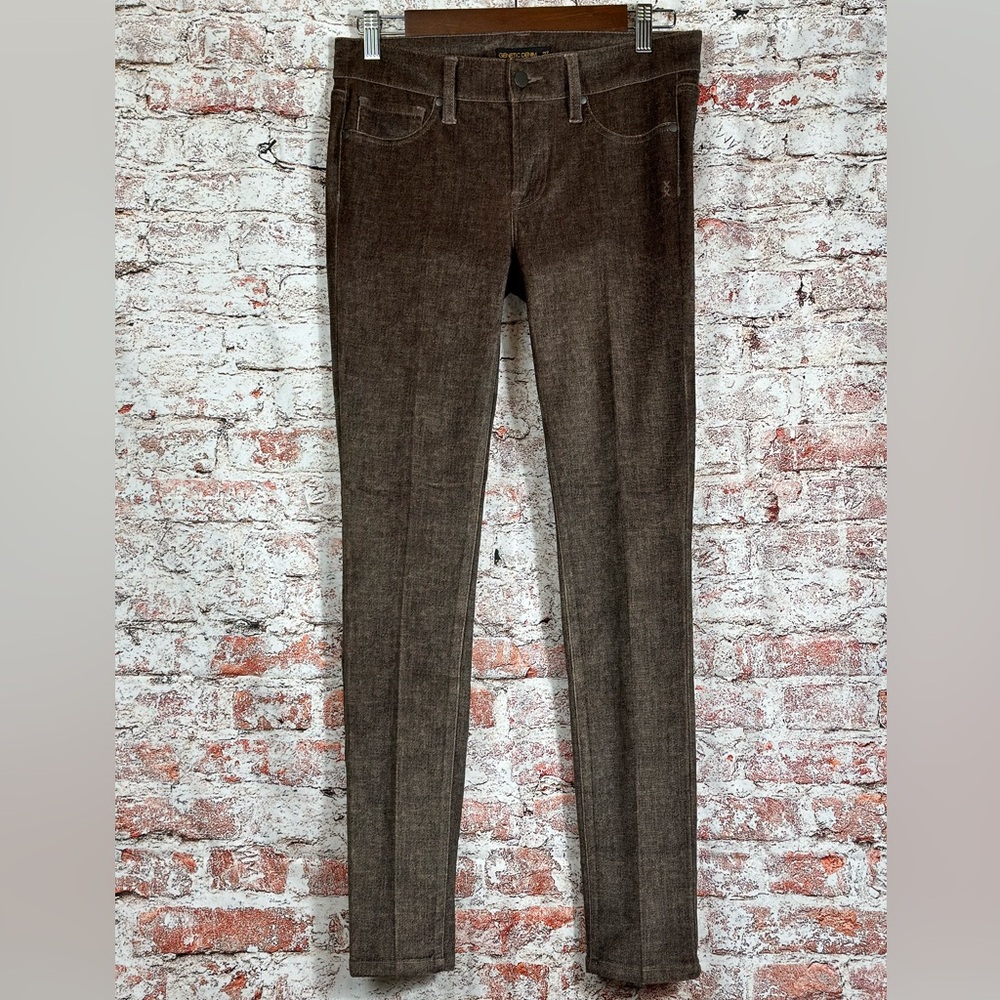 SKINNY Genetic Denim The Shane. Women’s Size: 27.